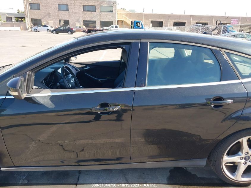 2014 FORD FOCUS TITANIUM - 1FADP3N27EL213578