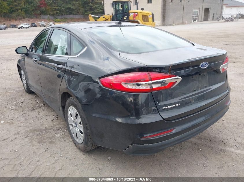 3FA6P0G76KR279195 Ford Fusion S 3