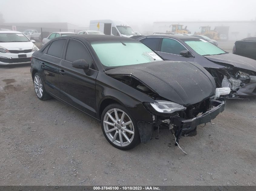 VIN WAUACGFF3F1138261 2015 AUDI A3 no.1