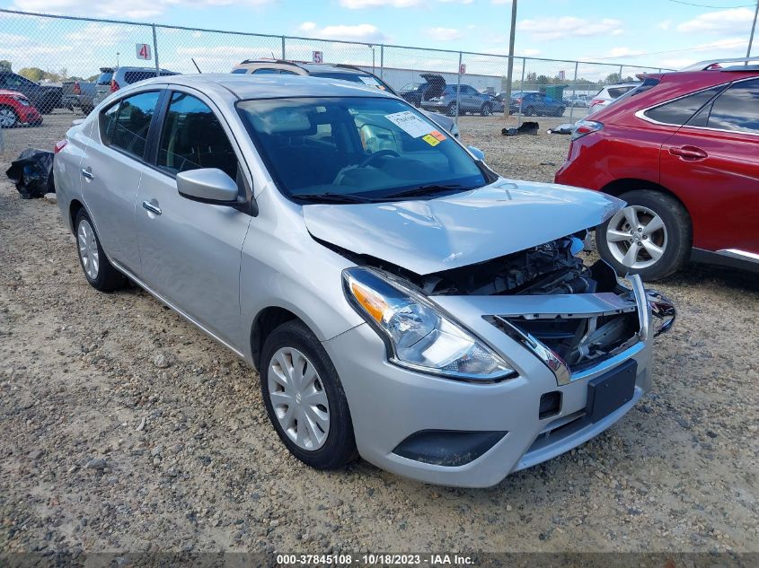 3N1CN7AP9KL817480 Nissan Versa Sedan SV