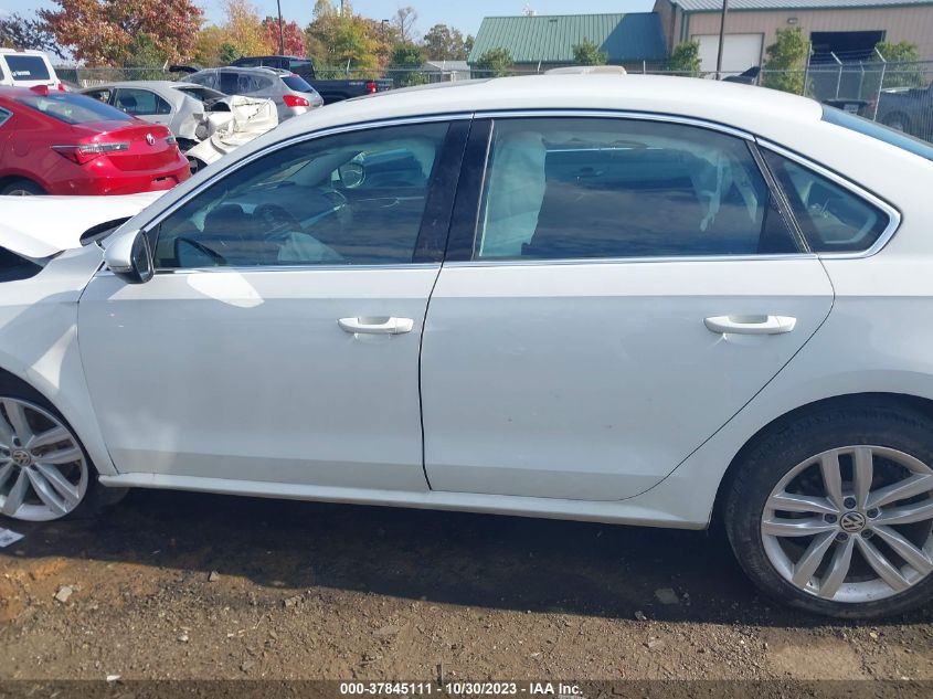 2018 VOLKSWAGEN PASSAT 2.0T SE - 1VWBA7A37JC030455