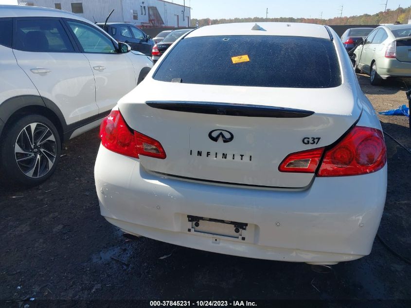 2013 INFINITI G37 JOURNEY JN1CV6AP9DM302529