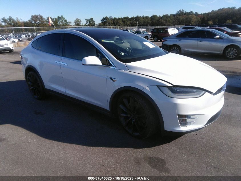 5YJXCBE24MF323647 TESLA MODEL X LONG RANGE 2021