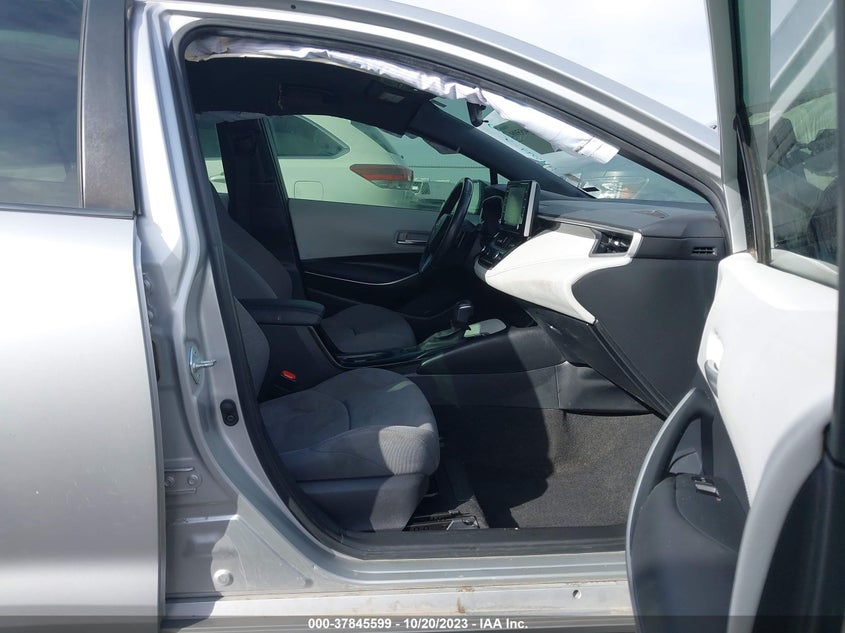 VIN JTDS4RCE5LJ022695 2020 TOYOTA COROLLA SE