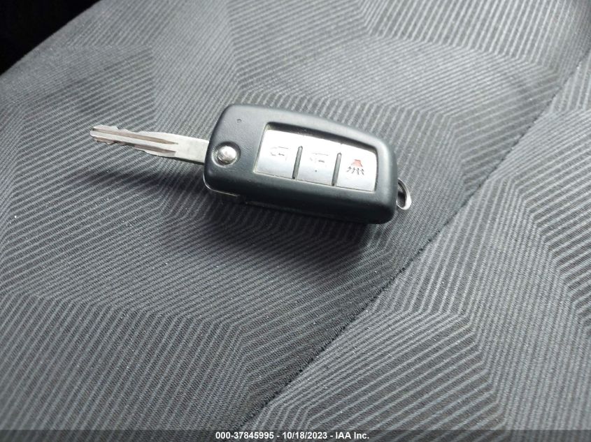 2015 NISSAN ROGUE S - KNMAT2MT1FP587322