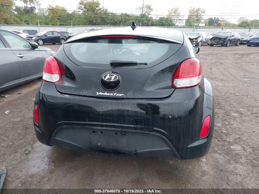 2013 HYUNDAI VELOSTER W/BLACK INT - KMHTC6AD2DU165387