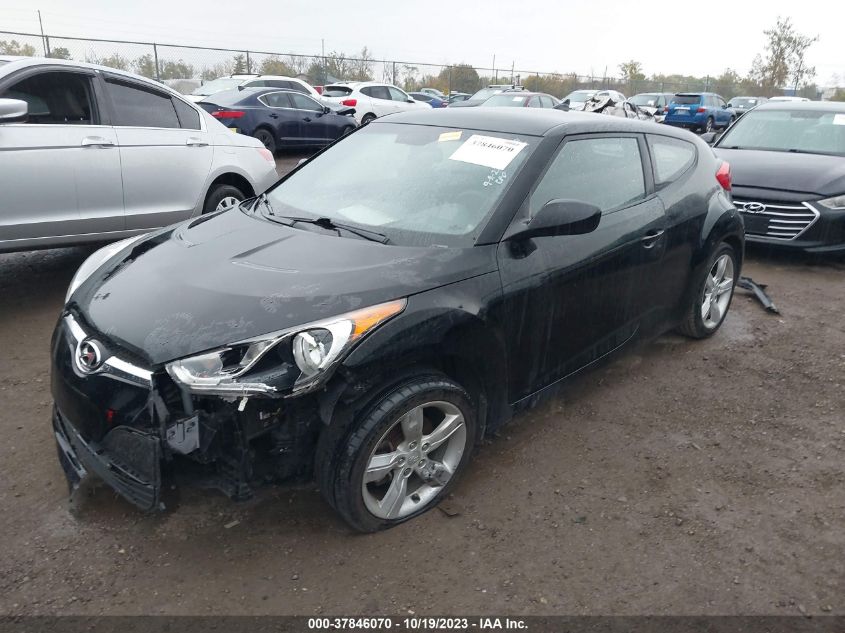 2013 HYUNDAI VELOSTER W/BLACK INT - KMHTC6AD2DU165387