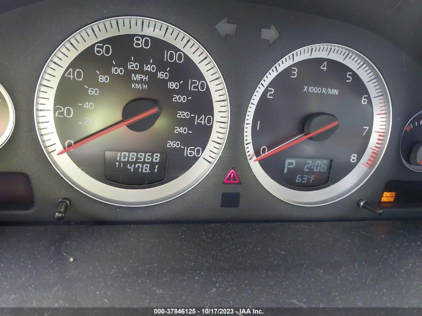 2013 VOLVO XC90 - YV4952CZ7D1651511
