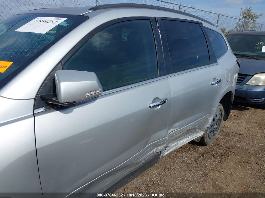 2017 CHEVROLET TRAVERSE LT - 1GNKRGKD9HJ113742