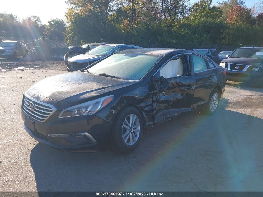 2015 HYUNDAI SONATA 2.4L SE - 5NPE24AFXFH108017