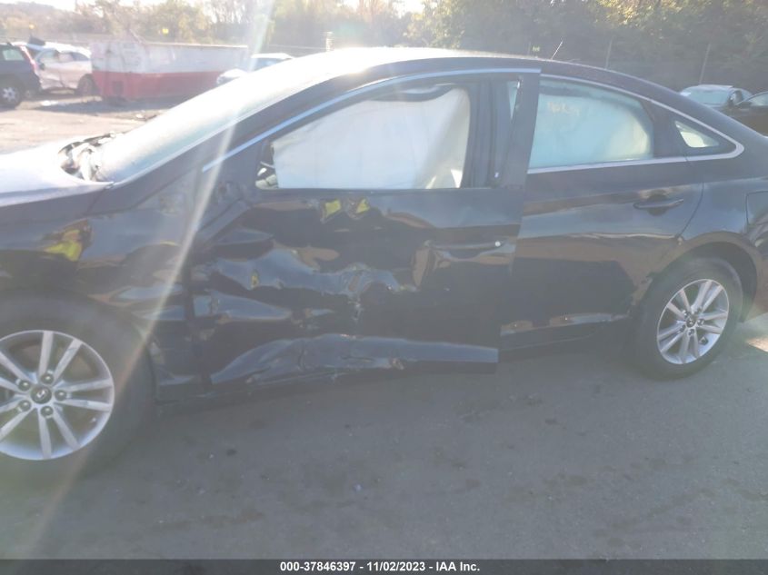 2015 HYUNDAI SONATA 2.4L SE - 5NPE24AFXFH108017