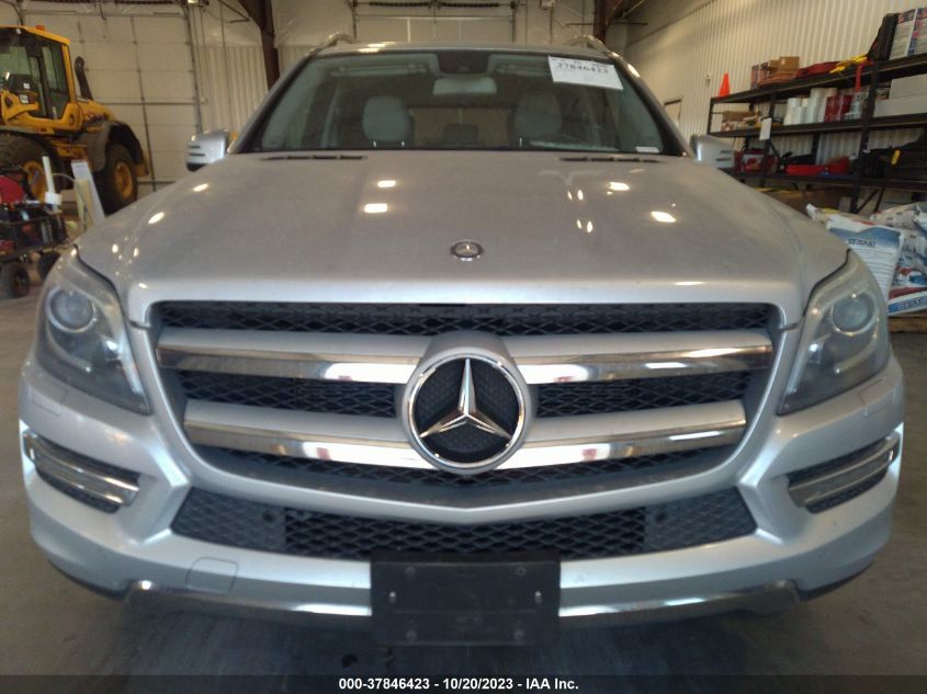2015 MERCEDES-BENZ GL 450 - 4JGDF6EE6FA450032