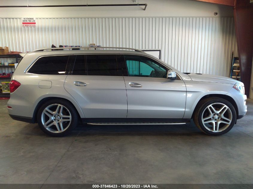 2015 MERCEDES-BENZ GL 450 - 4JGDF6EE6FA450032