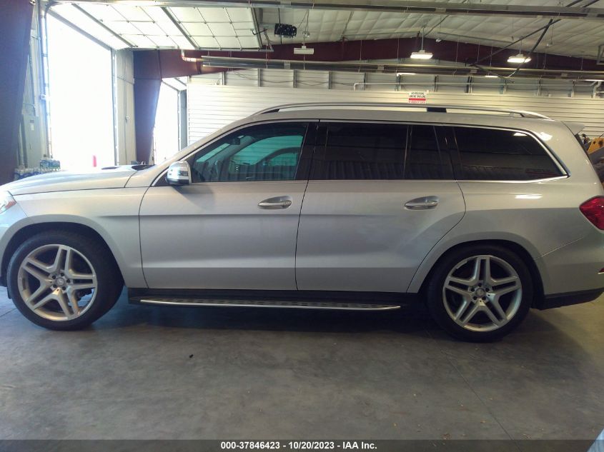 2015 MERCEDES-BENZ GL 450 - 4JGDF6EE6FA450032