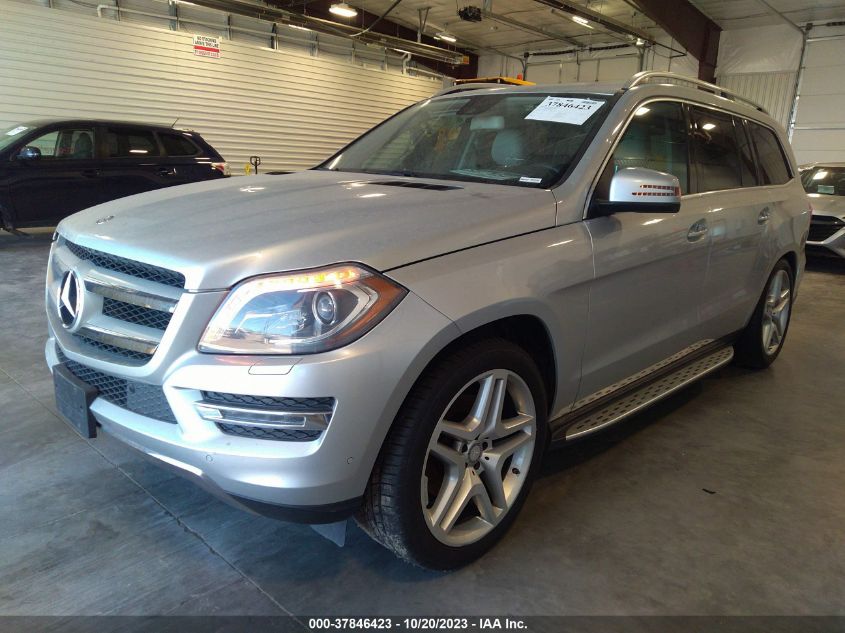2015 MERCEDES-BENZ GL 450 - 4JGDF6EE6FA450032