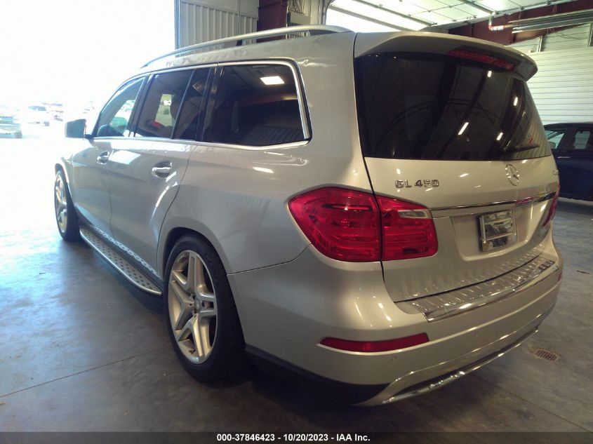 2015 MERCEDES-BENZ GL 450 - 4JGDF6EE6FA450032