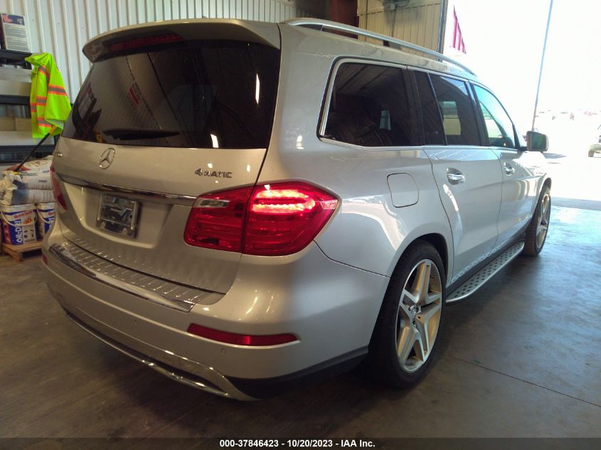 2015 MERCEDES-BENZ GL 450 - 4JGDF6EE6FA450032