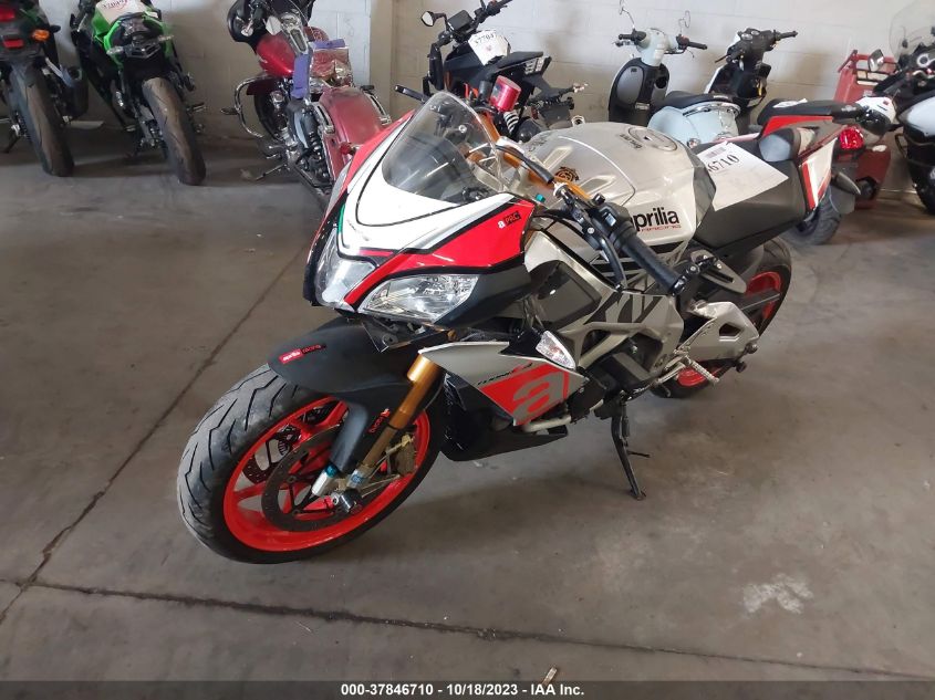 2016 APRILIA TUONO V4 1100 ABS ZD4TYUA00GS000188