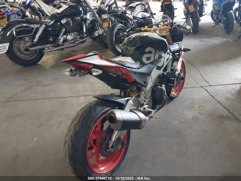 2016 APRILIA TUONO V4 1100 ABS ZD4TYUA00GS000188