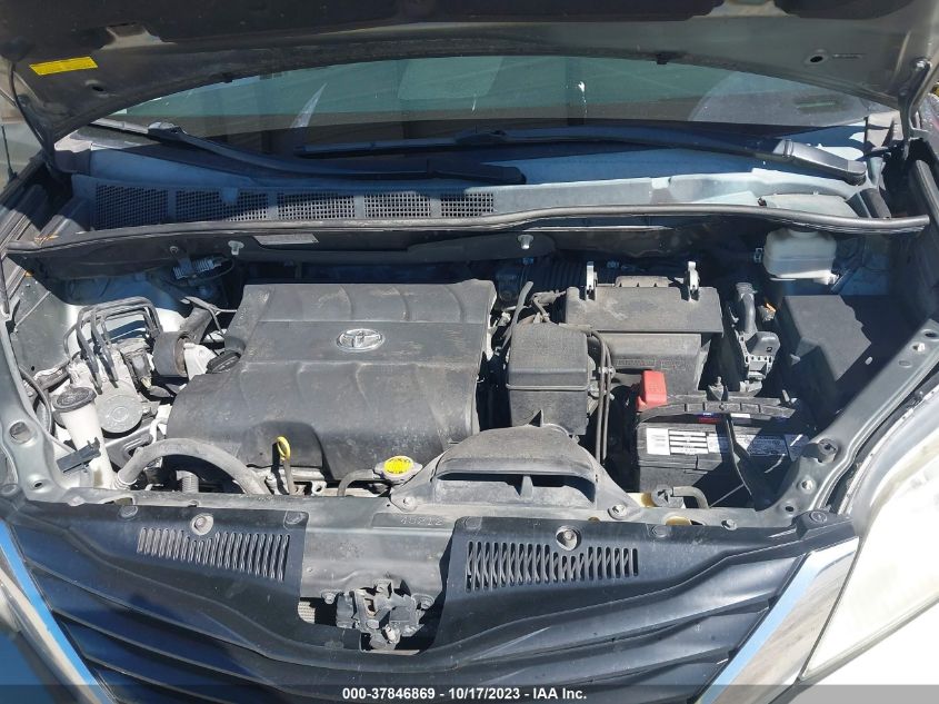 2014 TOYOTA SIENNA LE - 5TDKK3DC4ES460078