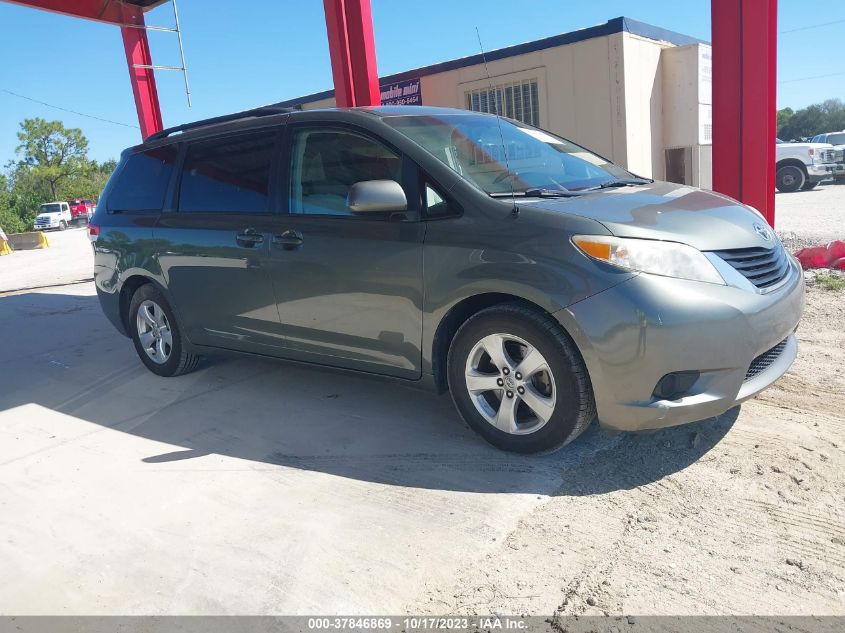 2014 TOYOTA SIENNA LE - 5TDKK3DC4ES460078
