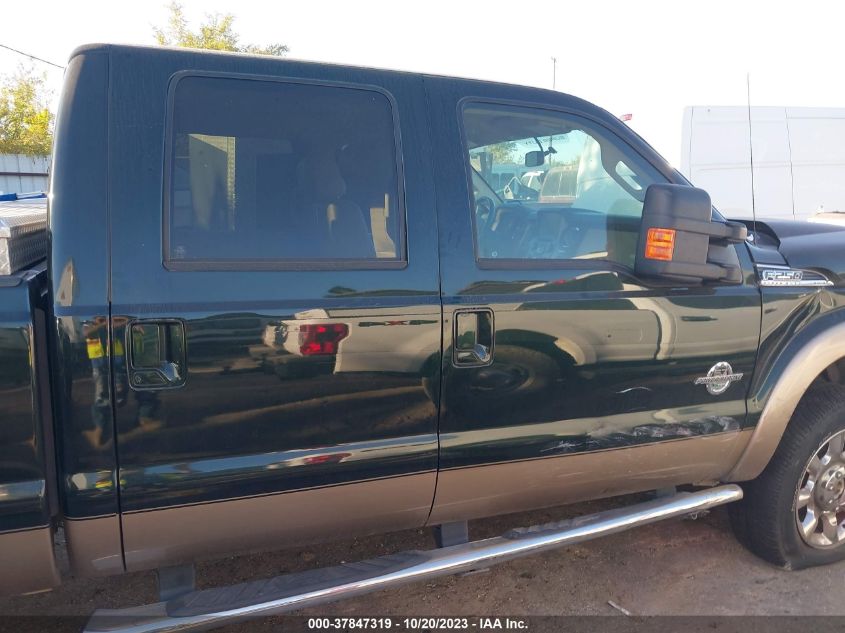 2013 FORD SUPER DUTY F-250 SRW XL/XLT/LARIAT - 1FT7W2BT5DEB86921