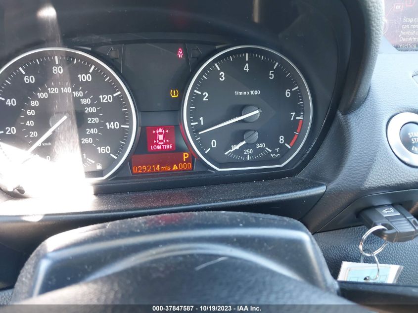 2013 BMW 135I WBAUN7C52DVM27009