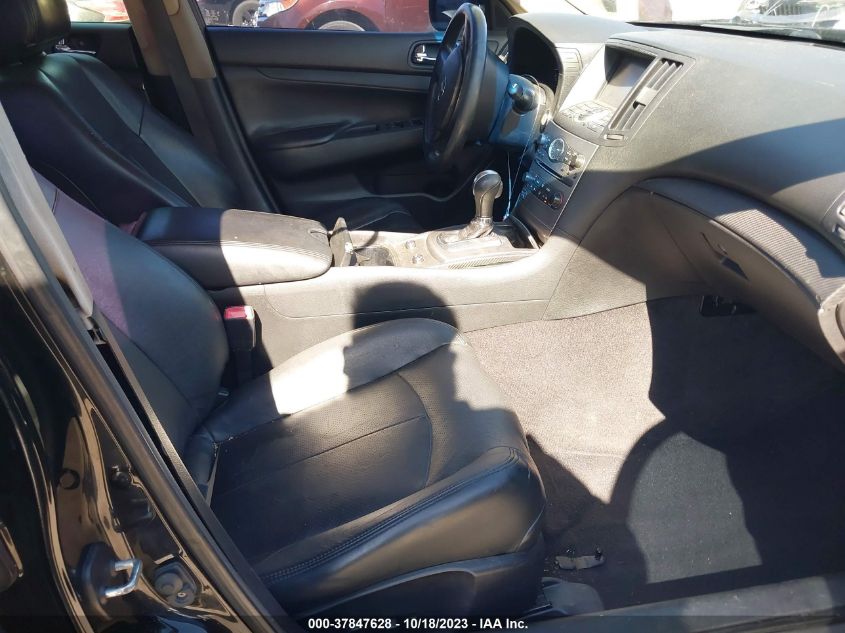 2015 INFINITI Q40 JN1CV6AP1FM502243