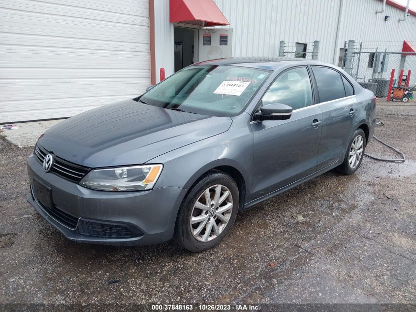 2013 VOLKSWAGEN JETTA SEDAN SE W/CONVENIENCE/SUNROOF - 3VWDX7AJ5DM445251