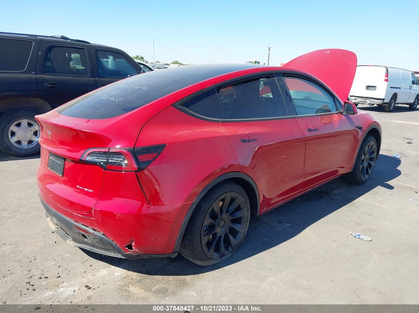 VIN 7SAYGDEE0PF698747 2023 TESLA MODEL Y