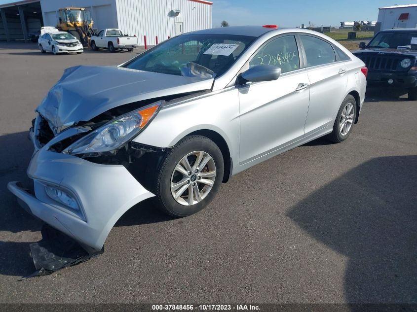 2013 HYUNDAI SONATA GLS - 5NPEB4AC2DH695817