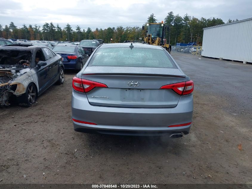 2015 HYUNDAI SONATA 2.4L SE - 5NPE24AF0FH243166