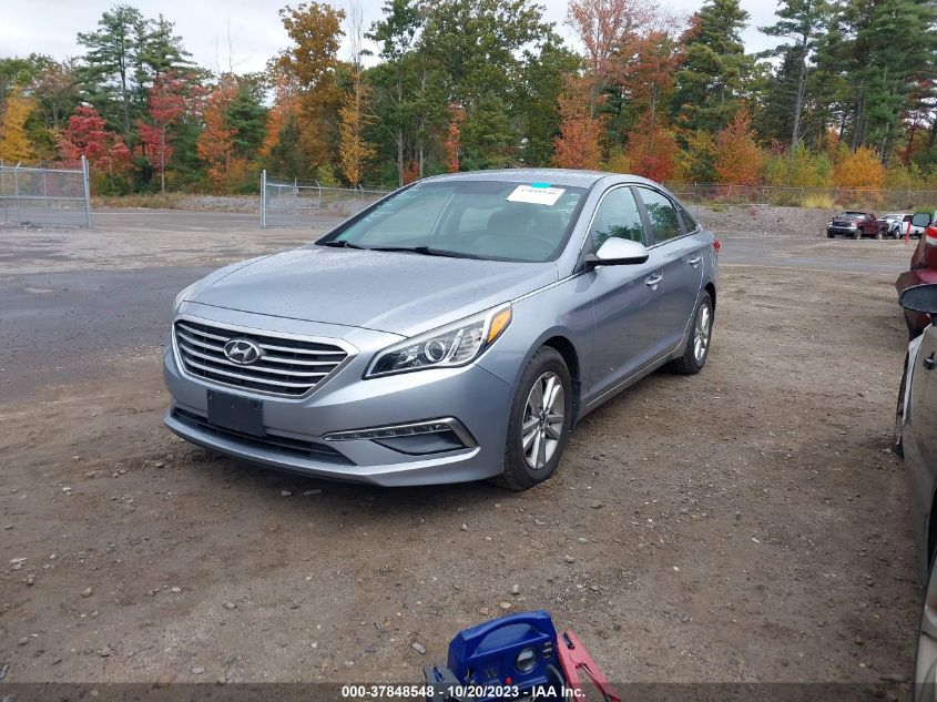 2015 HYUNDAI SONATA 2.4L SE - 5NPE24AF0FH243166