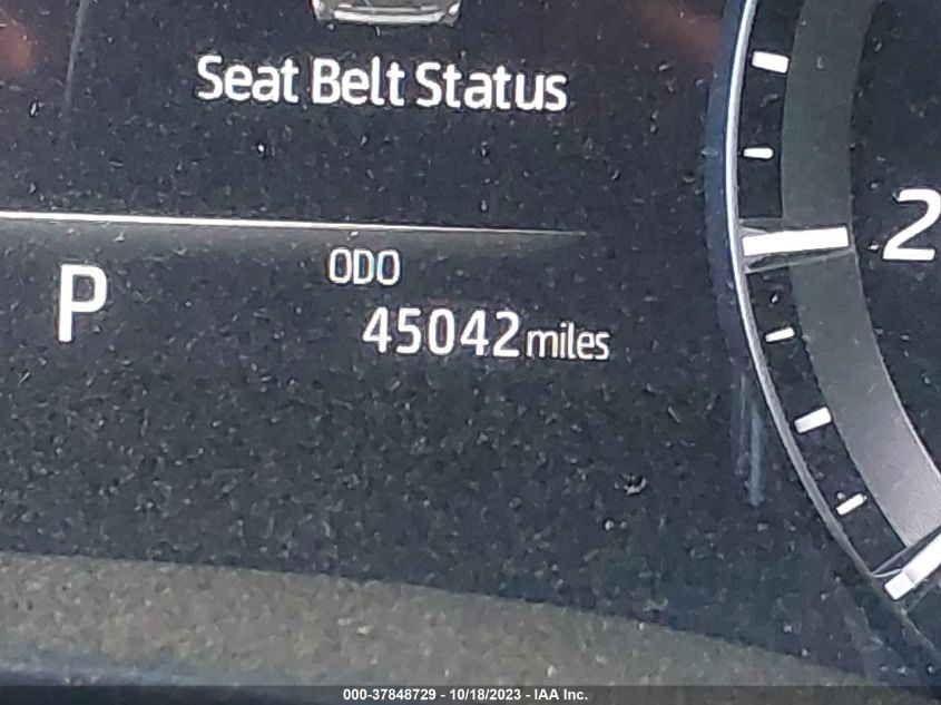 2020 TOYOTA HIGHLANDER XLE - 5TDGZRBH3LS515622