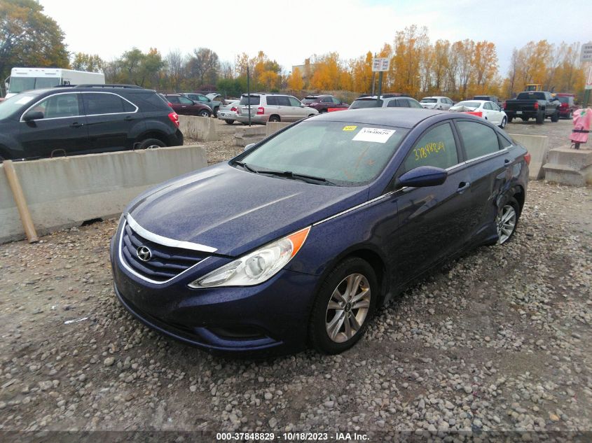 2013 HYUNDAI SONATA GLS - 5NPEB4AC7DH626962