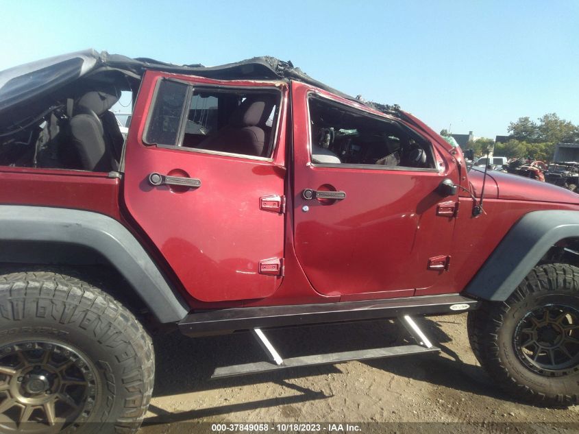2013 JEEP WRANGLER UNLIMITED SPORT - 1C4HJWDG7DL500204