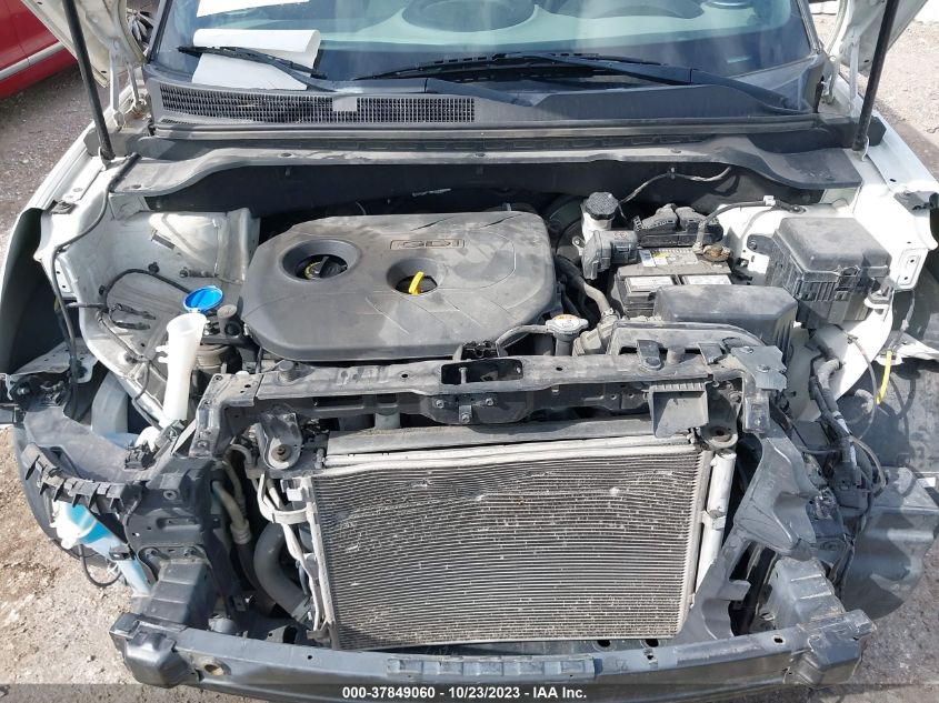 2015 KIA SOUL + - KNDJP3A52F7196177