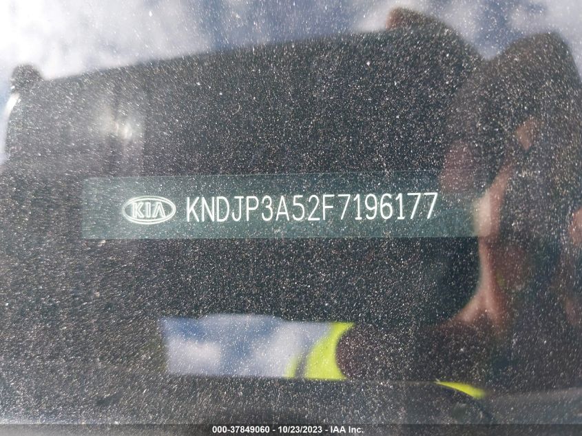 2015 KIA SOUL + - KNDJP3A52F7196177