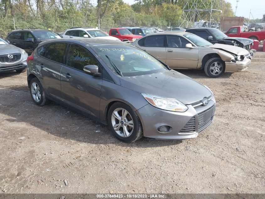 2014 FORD FOCUS SE - 1FADP3K21EL392561