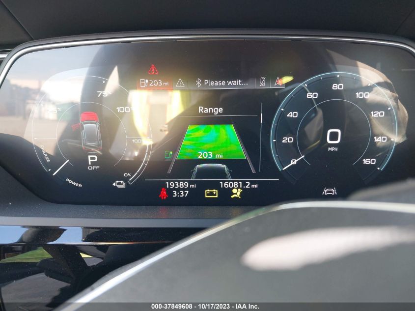 WA1VABGE7KB013944 Audi E-Tron PRESTIGE 17