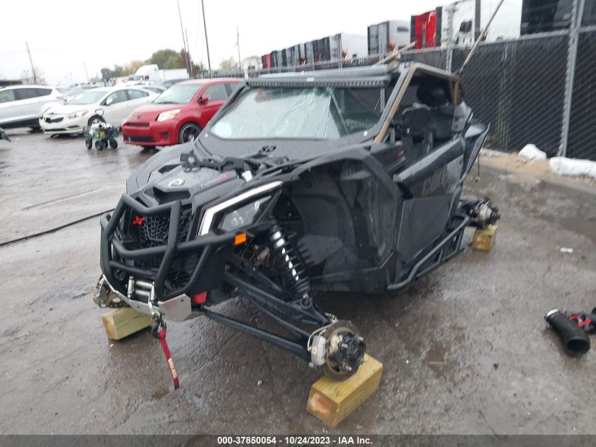 2018 CAN-AM MAVERICK X3 X RS TURBO R - 3JBVXAW43JK003375