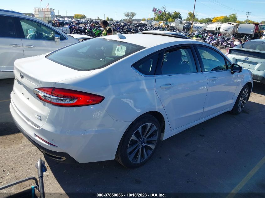 2020 FORD FUSION SE - 3FA6P0T9XLR150806