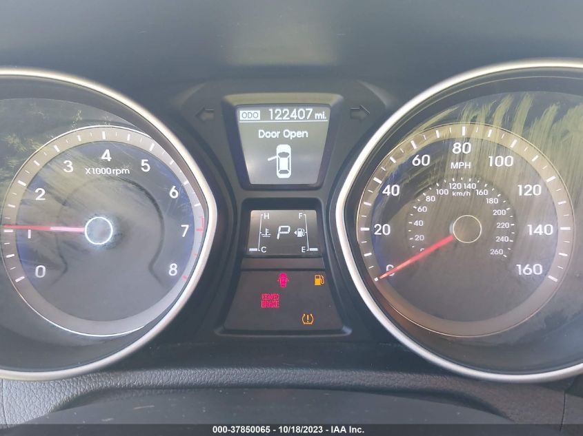 2014 HYUNDAI ELANTRA GT - KMHD35LH3EU185647