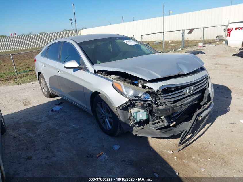 2015 HYUNDAI SONATA SE - 5NPE24AF7FH002477