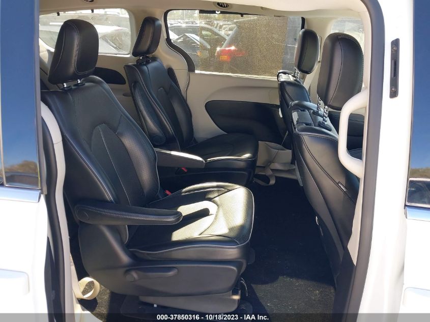 2018 CHRYSLER PACIFICA HYBRID LIMITED 2C4RC1N73JR126984