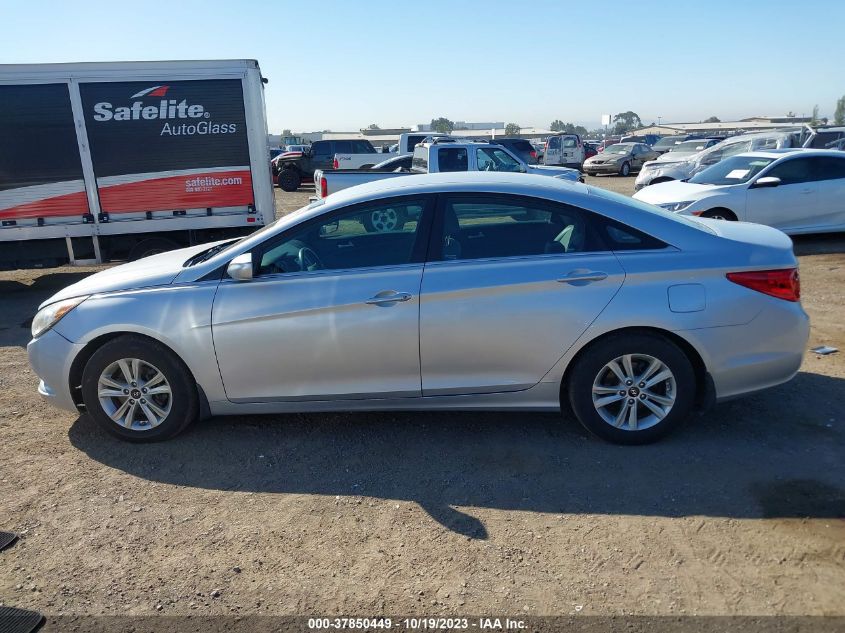 2013 HYUNDAI SONATA GLS - 5NPEB4AC3DH787986