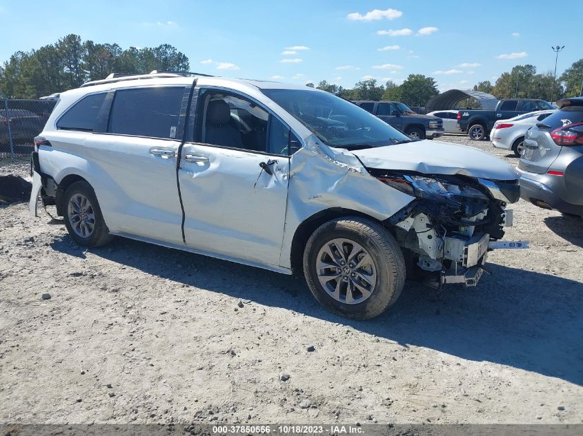 VIN 5TDYRKEC2NS088237 2022 TOYOTA SIENNA no.1