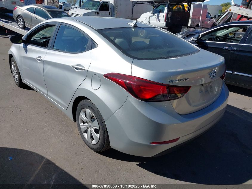 2016 HYUNDAI ELANTRA SE - 5NPDH4AEXGH739398
