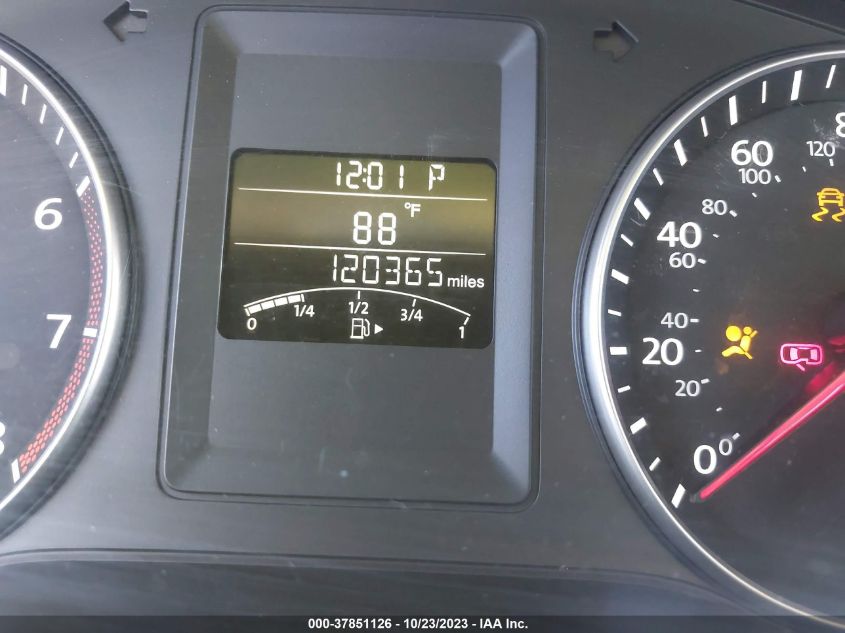 2014 VOLKSWAGEN JETTA SEDAN SE 3VWD07AJ8EM275537