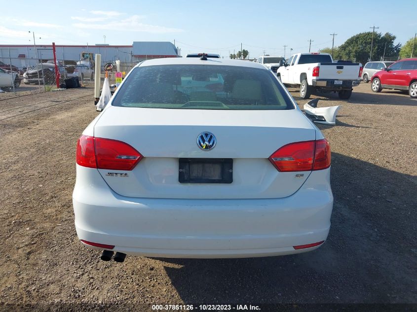 2014 VOLKSWAGEN JETTA SEDAN SE 3VWD07AJ8EM275537